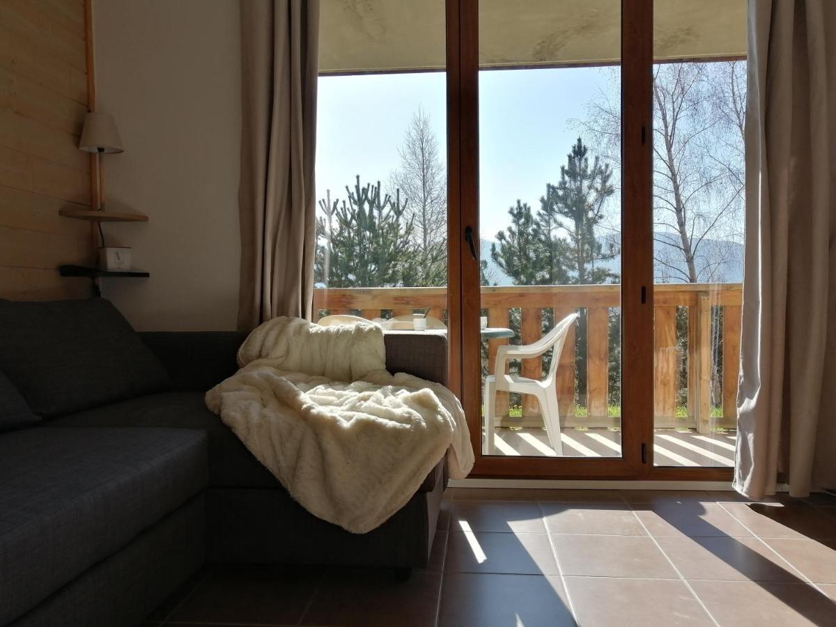 Appartement 2 Chambres Au Calme Лез Англ Екстериор снимка
